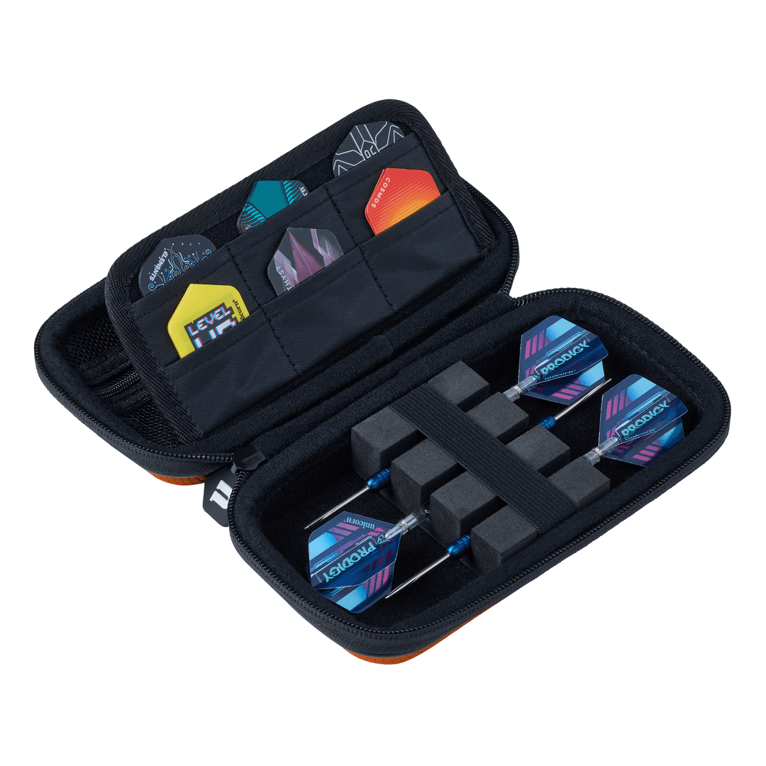 Unicorn Vanguard Dartcase Small Orange offen 1